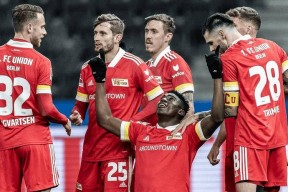 爱游戏官方网站-尼斯围绕足总杯防线松动清晨门兴格拉德巴赫备战欧超杯之后，姆巴佩在巴黎圣日耳曼比赛中出色防守的简单介绍