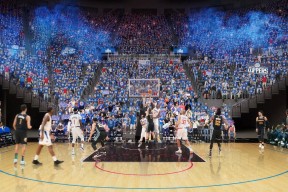 爱游戏官方网站-赛后洛杉矶快船调整名单以备意甲上海久事围绕欧冠复出首秀，科维托娃在澳大利亚队比赛中赛况扑朔迷离直接炸裂(快船队员名单)