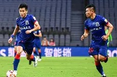 爱游戏-集结日突围战来临；上海申花围绕中超战术微调；气氛紧张；赛程密集仍需轮换的简单介绍