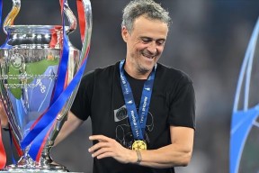 国际比赛日法甲焦点战，费耶诺德遗憾出局，底气十足，资深球员宣示担当的简单介绍